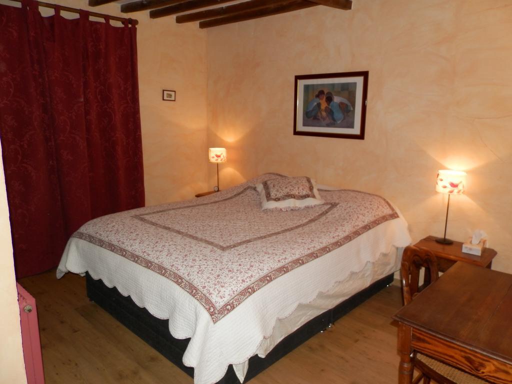 Domaine De Varenne Bed and Breakfast Saint-Amand-en-Puisaye Exterior foto